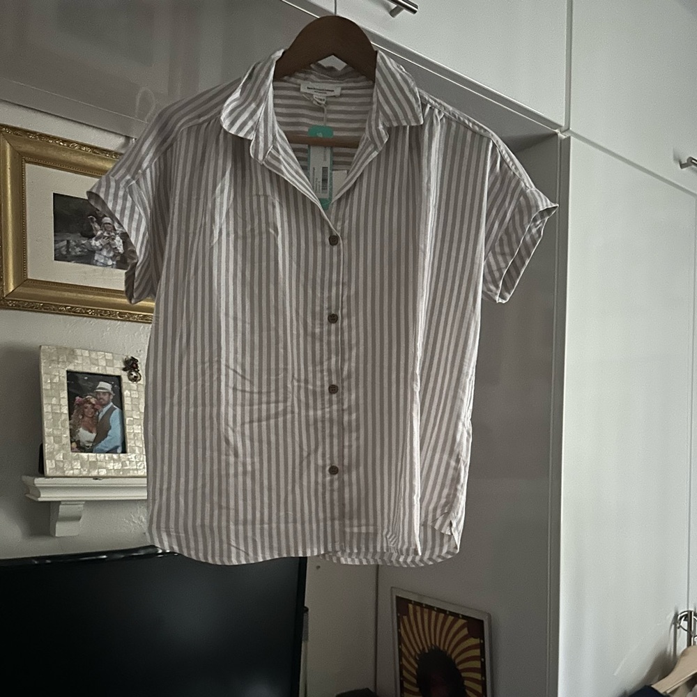 Striped linen shirt new!